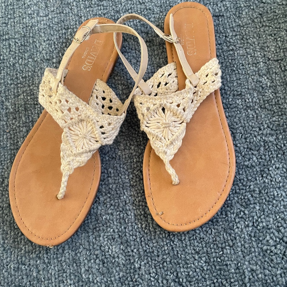 David’s bridal white sandals size 9